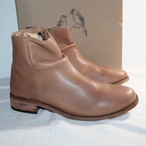 NWB Beek Quail Brown Side Zip Leather Booties Boots Flats 9.5